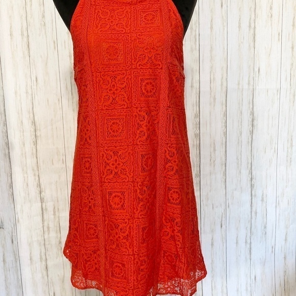 FRANCESCA’S Miami halter lace dress size small - Picture 3 of 8